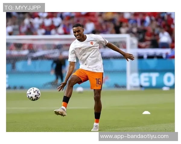 拜仁慕尼黑密切关注南美新星拉扬与索萨的转会动态