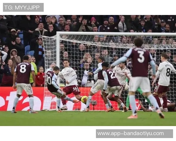 詹俊点评曼城即将展现疾速追杀谢尔基为英超夏窗最佳引援