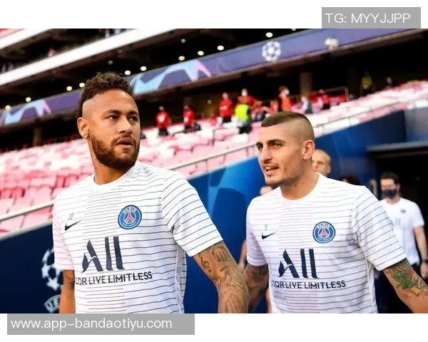 巴黎圣日耳曼全员归队备战非洲杯除两名球员缺席 巴黎圣日耳曼全员归队备战非洲杯除两名球员缺席