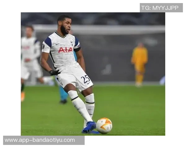 法兰克福报价昂热前锋谢里夫AC米兰也表达兴趣 法兰克福报价昂热前锋谢里夫AC米兰也表达兴趣